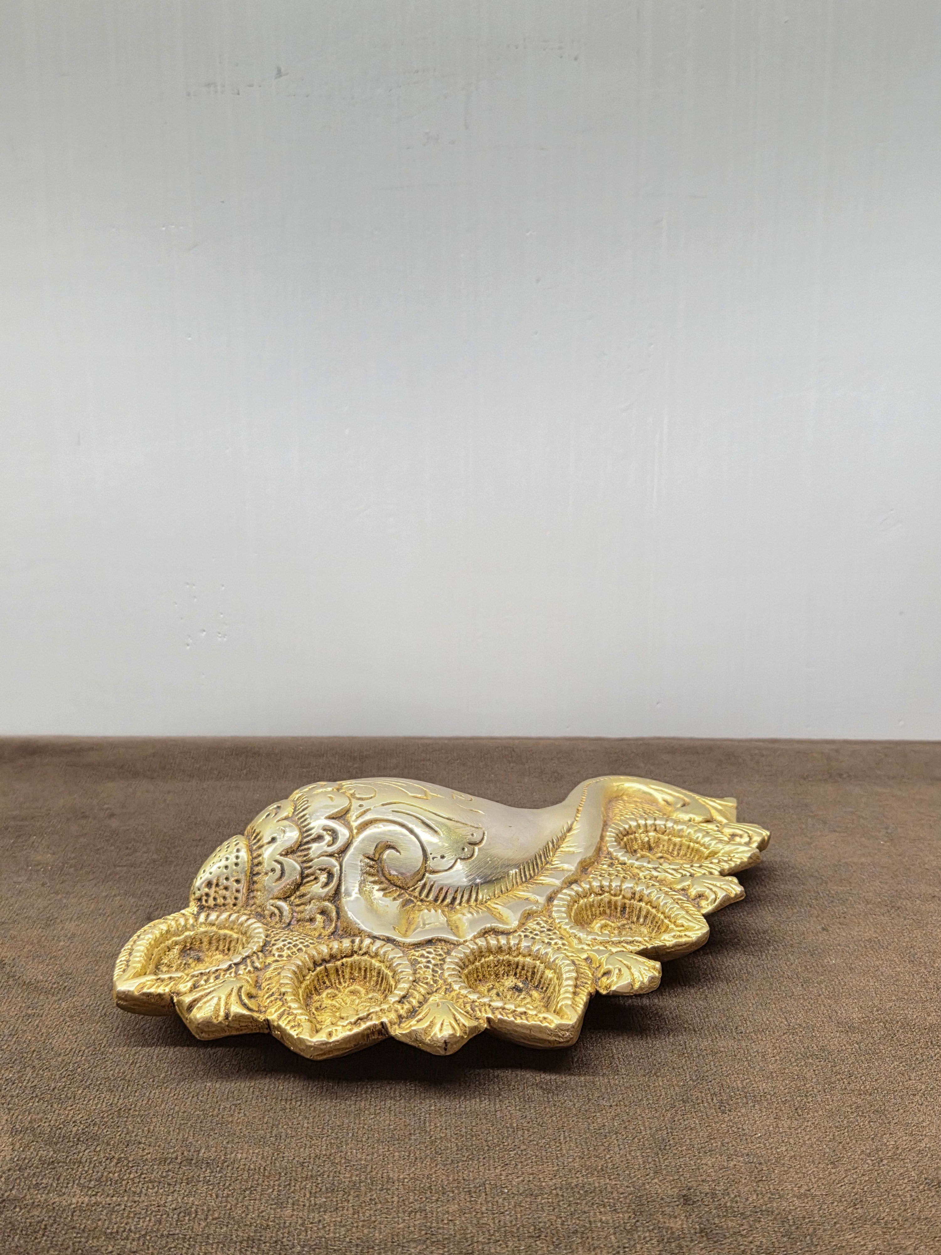 Brass Shankh Diya