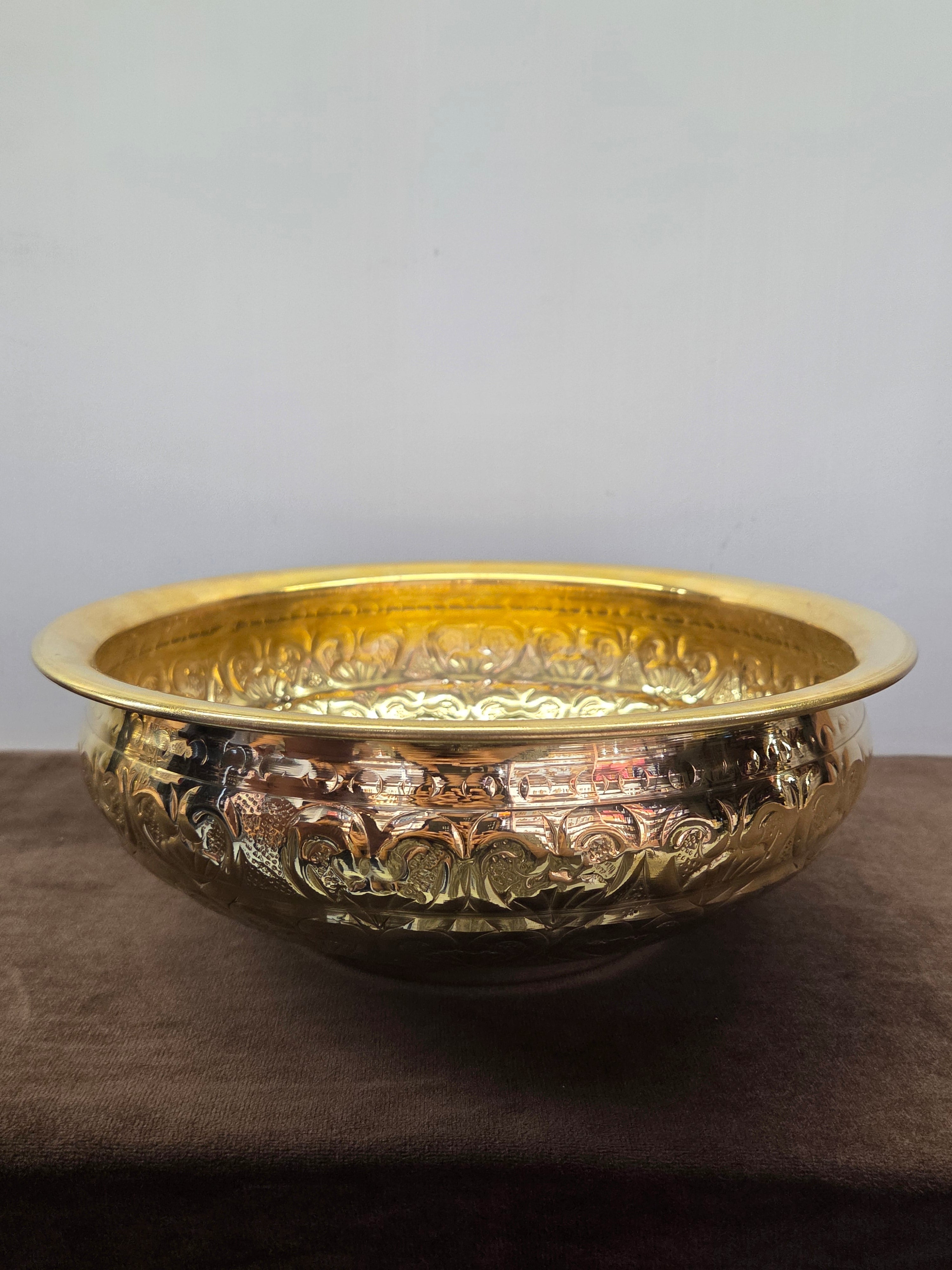 Brass Urli Hammered design