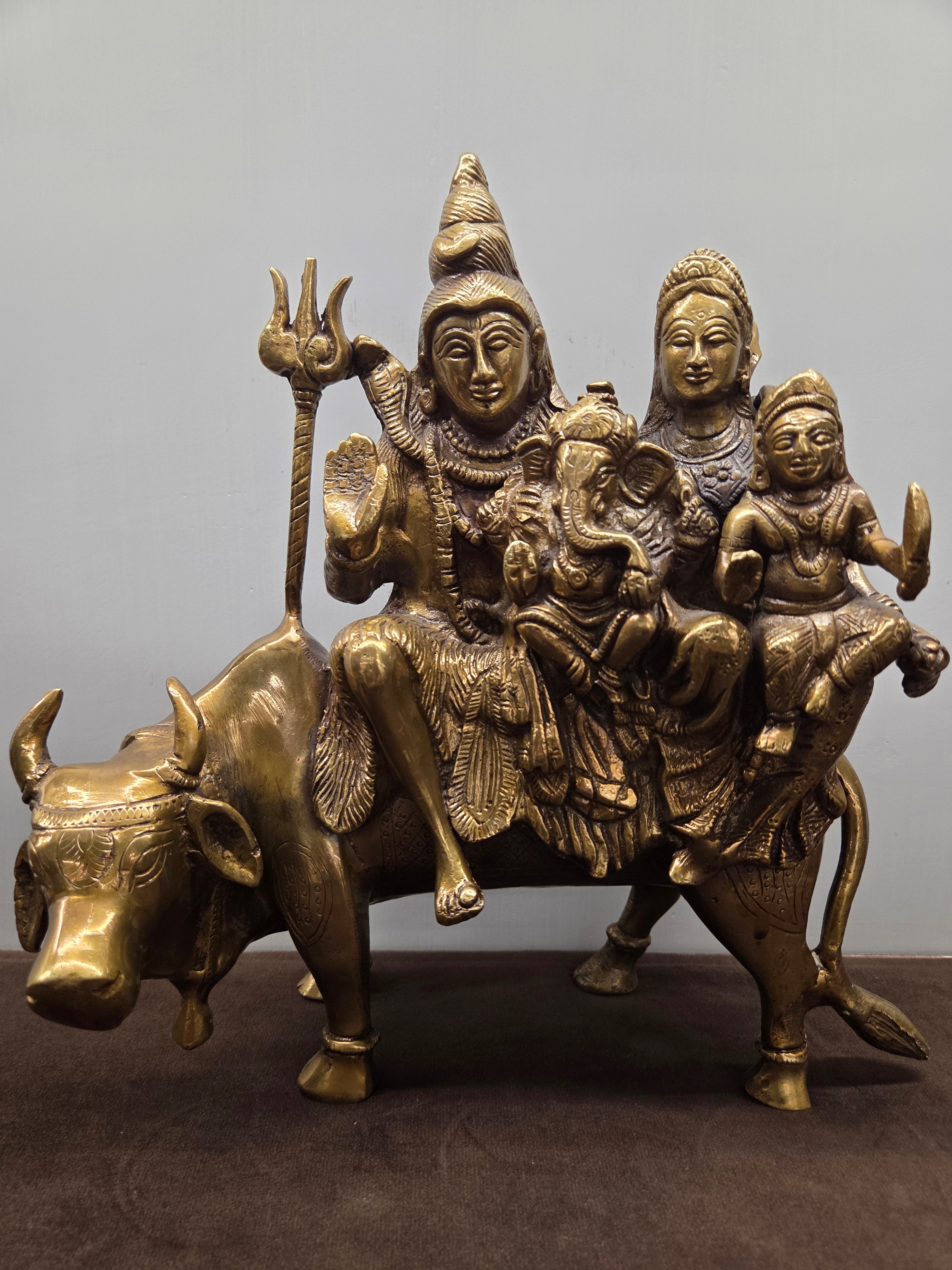 Shiv Parivar (Brass - Antique)